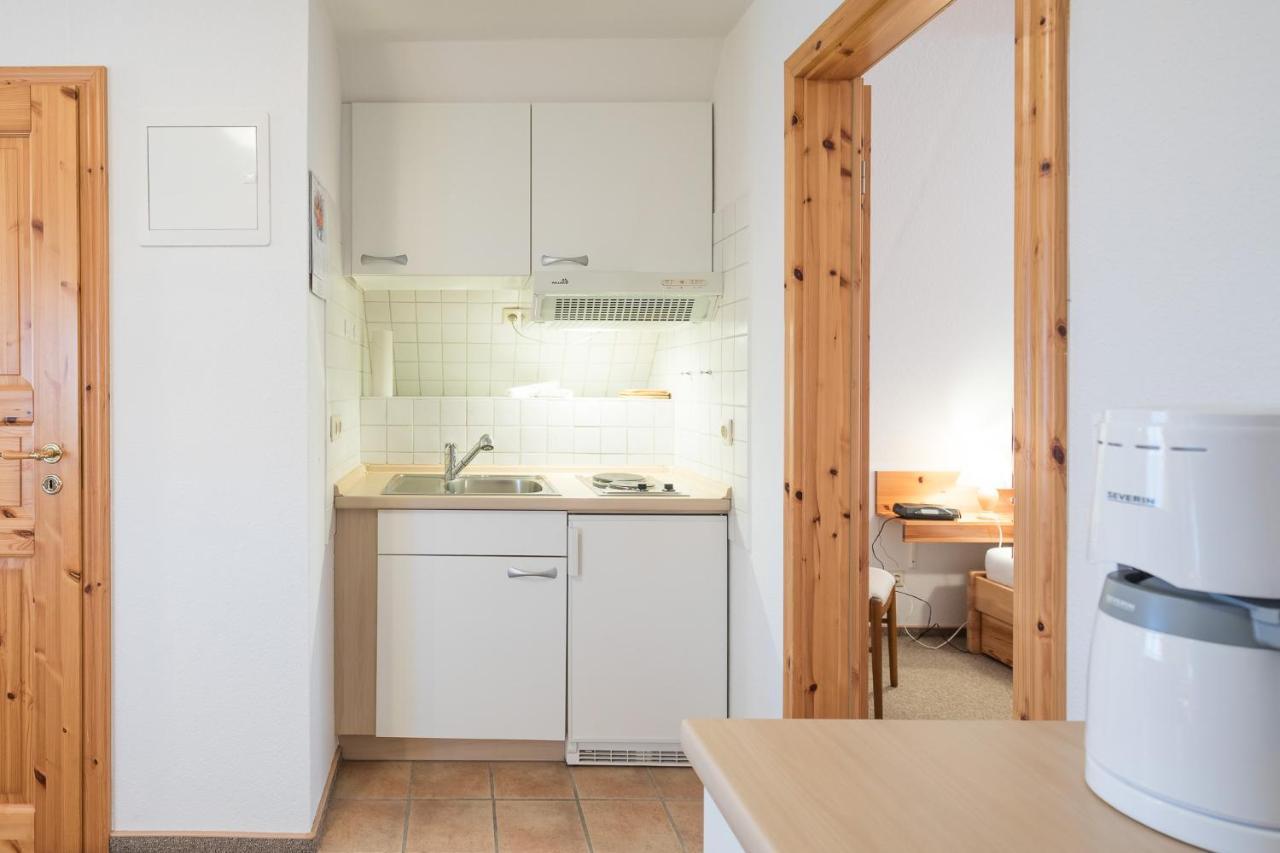 Direkt Am Deich - Ferienwohnung Amrum Im Gaestehaus Am Badedeich Dagebüll Exterior foto