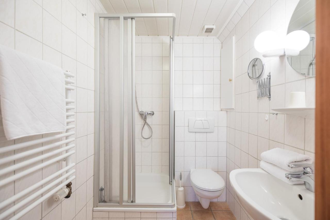Direkt Am Deich - Ferienwohnung Amrum Im Gaestehaus Am Badedeich Dagebüll Exterior foto